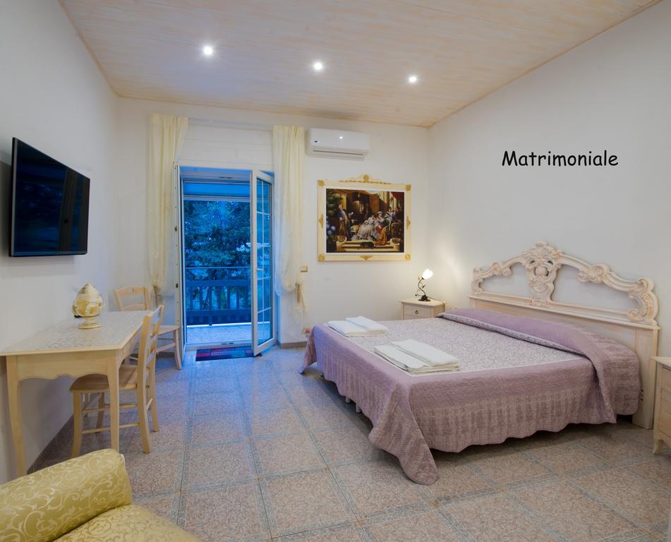 La Cutizza B&B Мартіна-Франка Екстер'єр фото